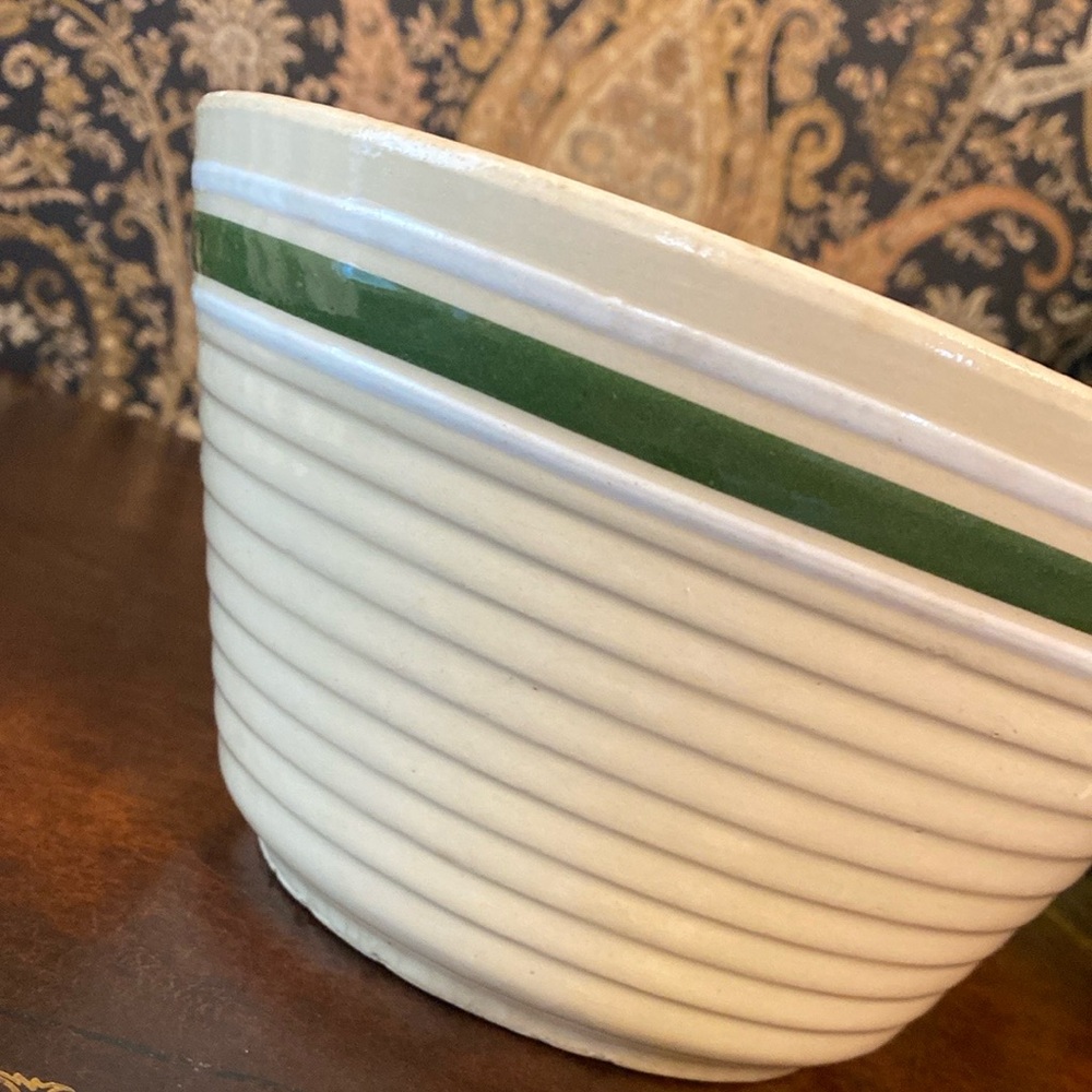 Vintage Farmhouse Watt 8 USA Oven Ware Rare Green Stripe Mixing Bowl - Picture 2 of 5